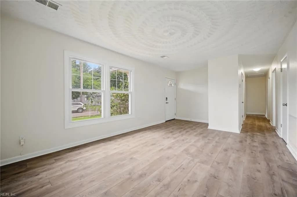 7416 Davidson ST, NORFOLK VA 23513 - Photo 5