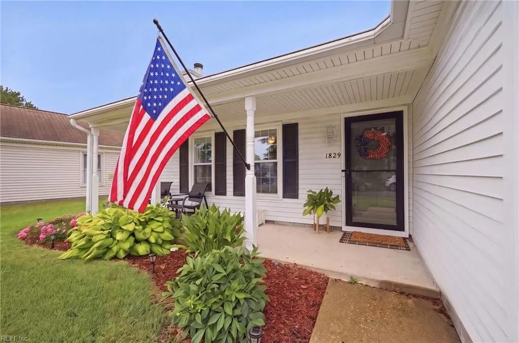 1829 Mullholand DR, VIRGINIA BEACH VA 23454 - Photo 4