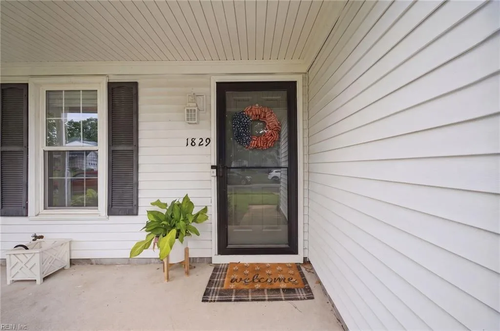 1829 Mullholand DR, VIRGINIA BEACH VA 23454 - Photo 5