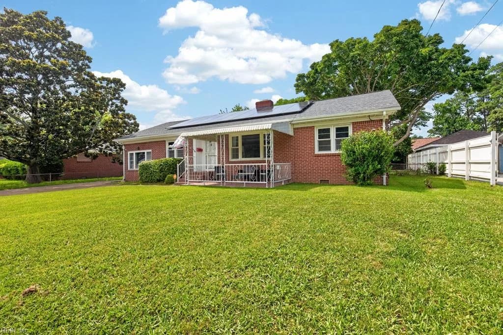 2708 Heutte DR, NORFOLK VA 23518 - Photo 4