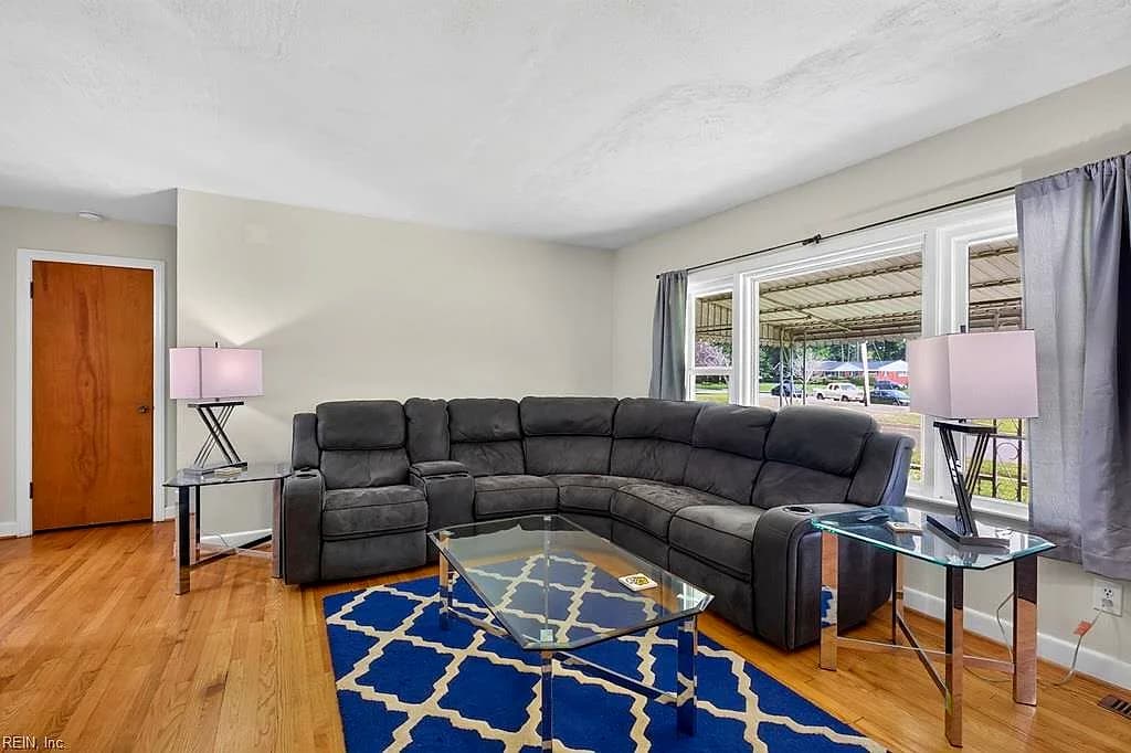 2708 Heutte DR, NORFOLK VA 23518 - Photo 5