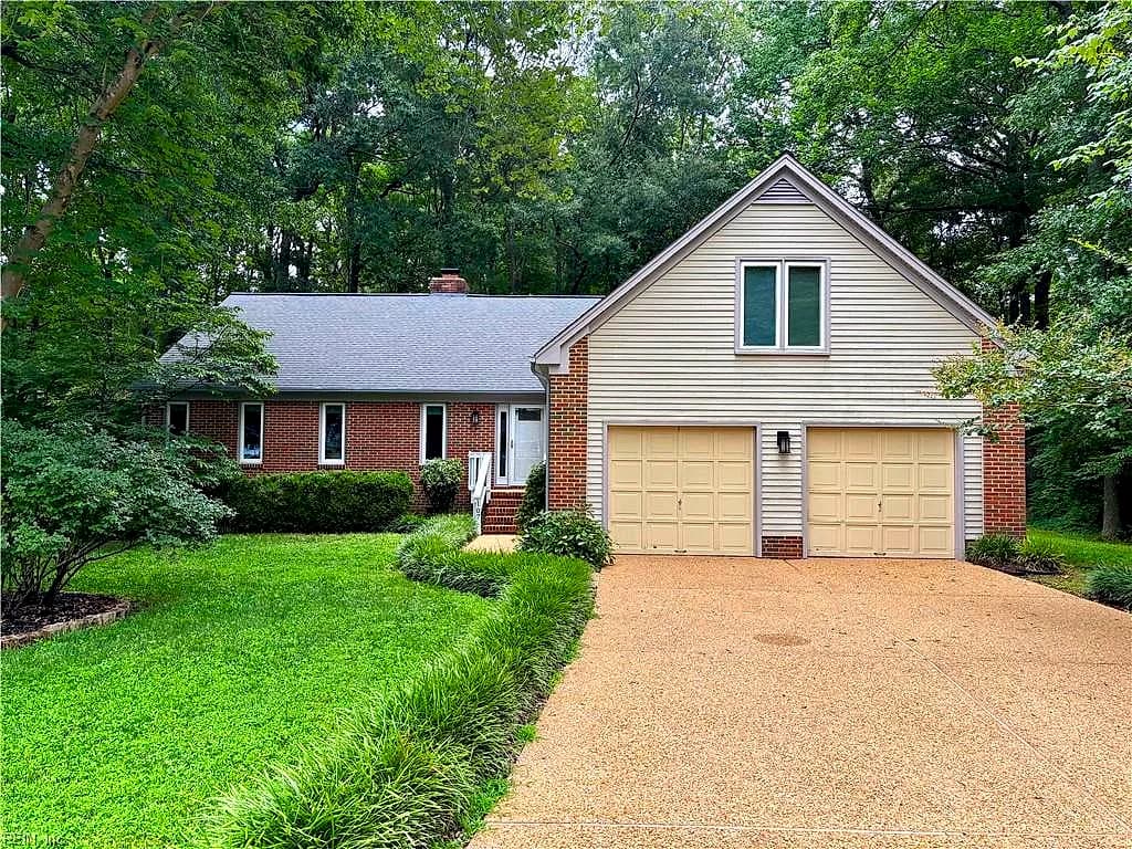 107 Sun Rise W WAY, YORKTOWN VA 23693 - Main photo