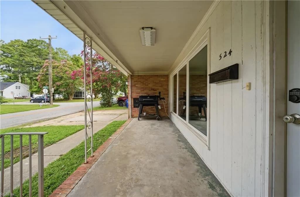 524 Hollywood AVE, SUFFOLK VA 23434 - Photo 3