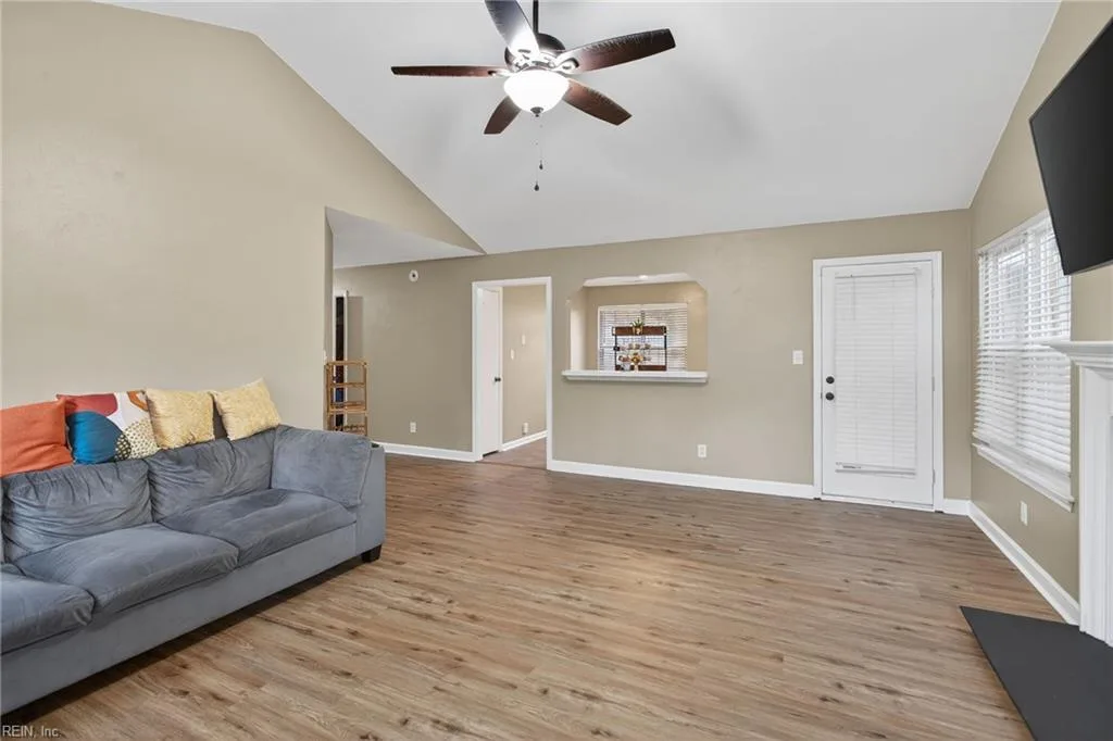 203 Teal CT, SUFFOLK VA 23434 - Photo 5