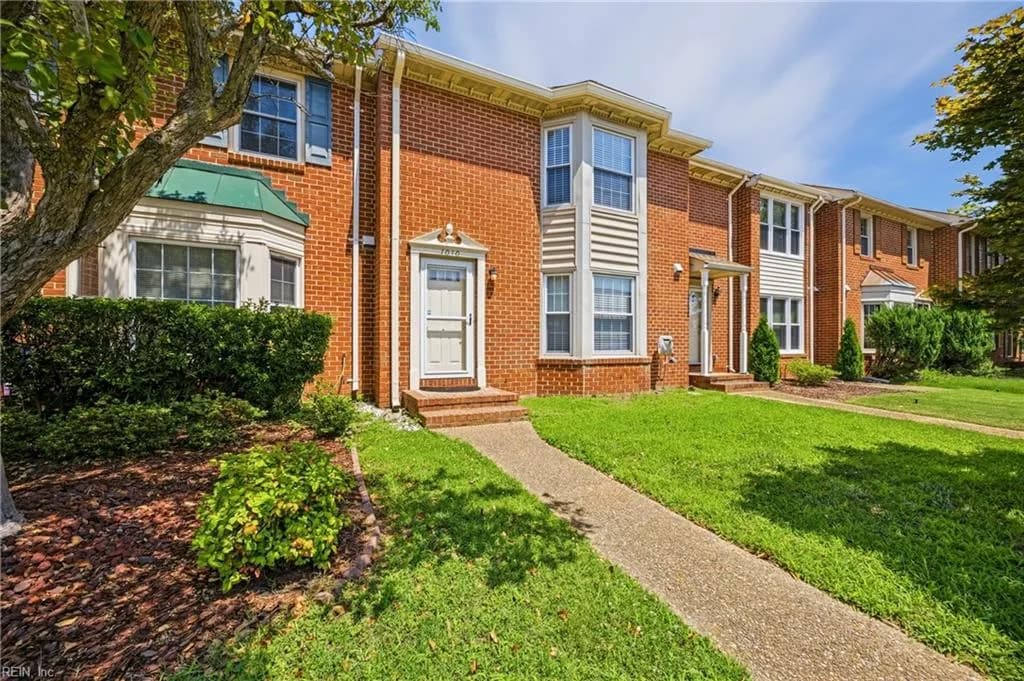 1010 Tottenham LN, VIRGINIABEACH VA 23454 - Main photo