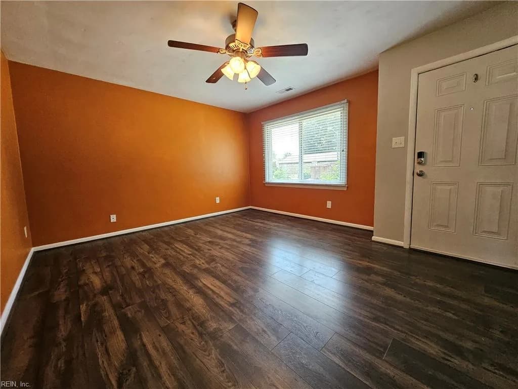 3413 Newport DR, CHESAPEAKE VA 23321 - Photo 5