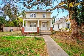 1777 Old Buckroe RD, Hampton — 3 bed Residential, 1,558 sqft