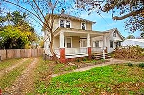 1777 Old Buckroe RD, HAMPTON VA 23664 - Photo 3
