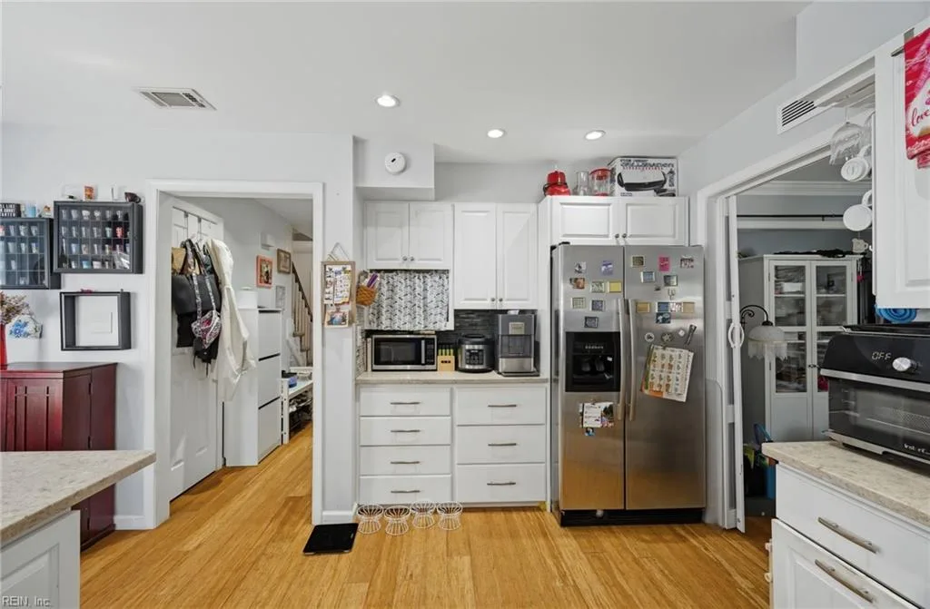111 Dunn CIR, HAMPTON VA 23666 - Photo 5
