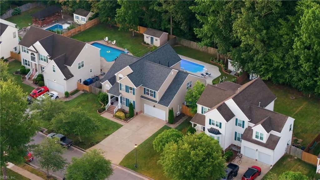 2557 Belmont Stakes DR, VIRGINIABEACH VA 23456 - Photo 2