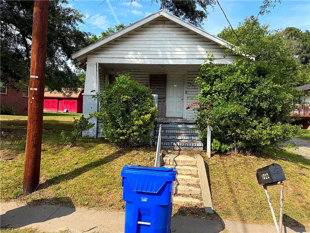 1022 White Marsh RD, Suffolk — 2 bed Residential, 839 sqft
