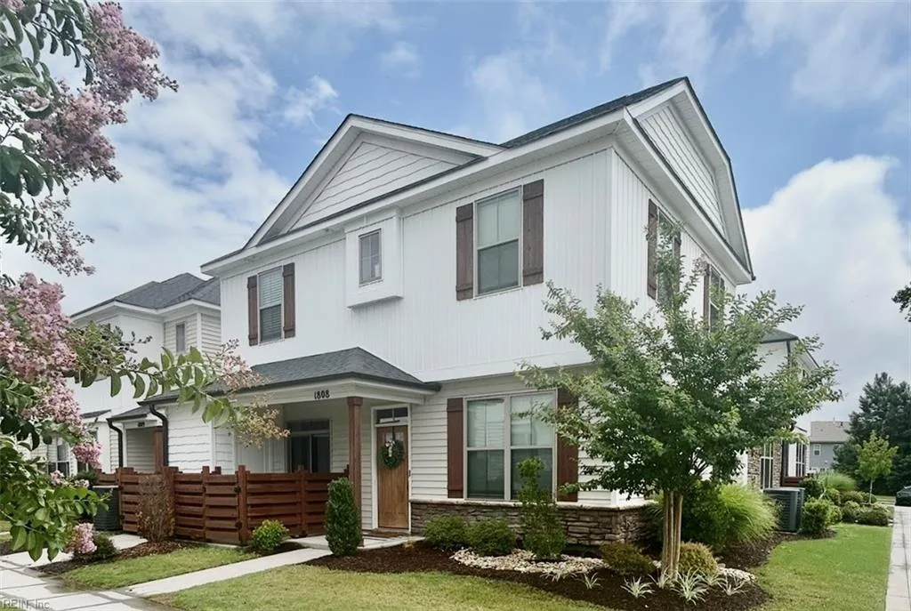 1808 Union Pacific WAY, Suffolk — 3 bed Residential, 1,632 sqft