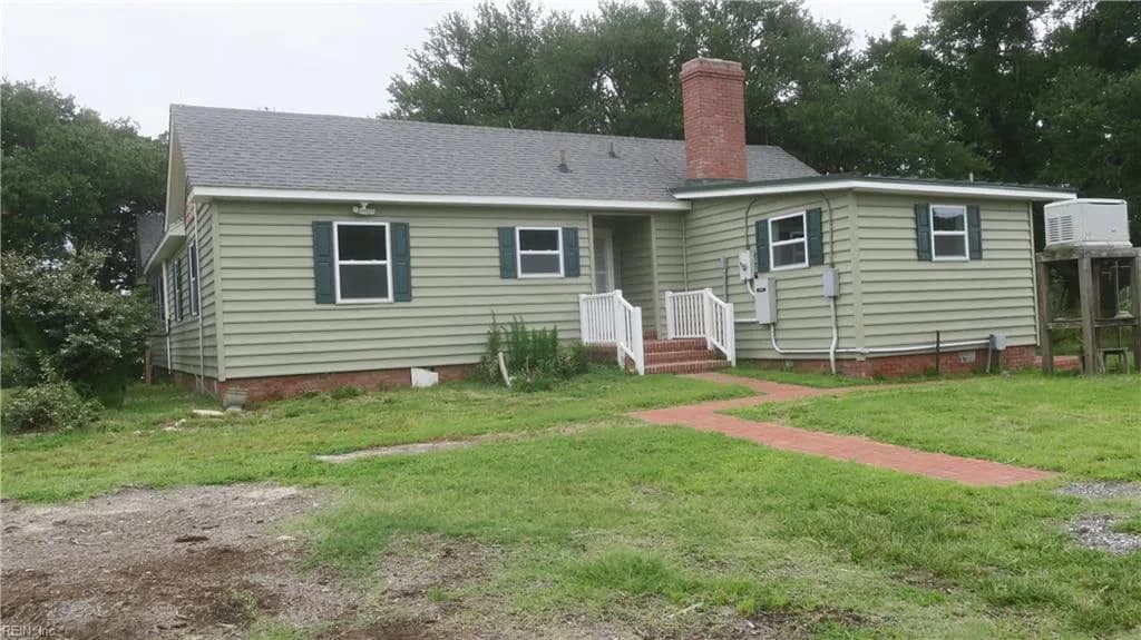 276 Harris Creek RD, HAMPTON VA 23669 - Photo 2