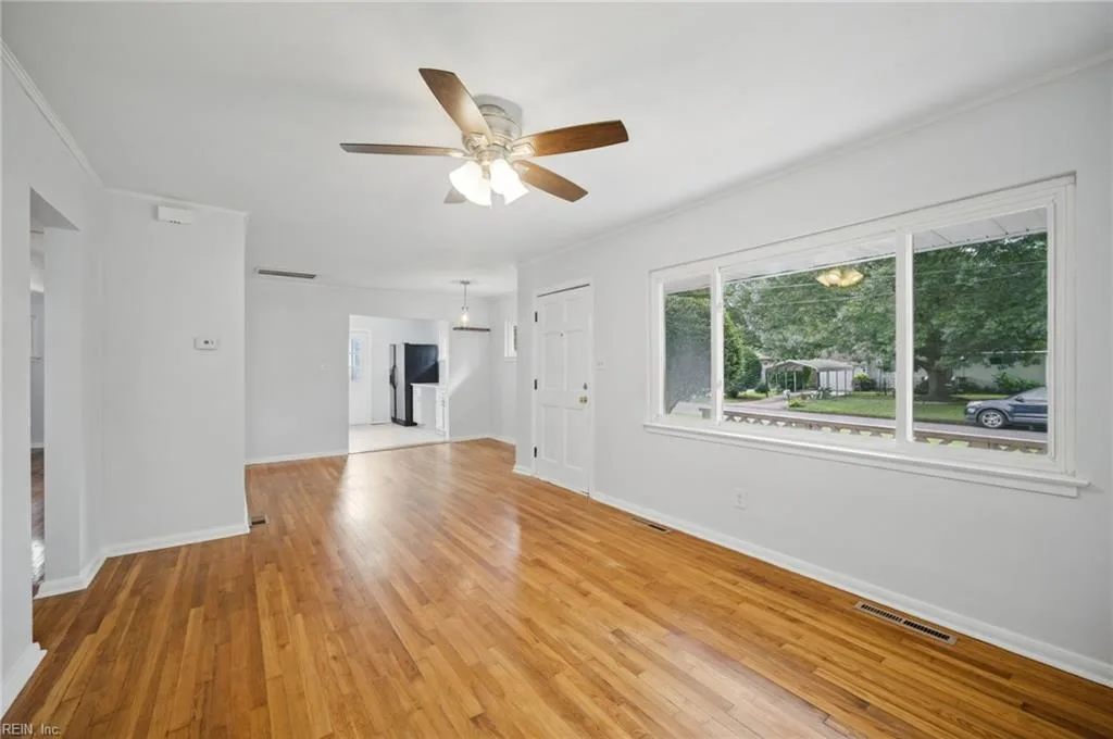1323 Ormer RD, CHESAPEAKE VA 23325 - Photo 5