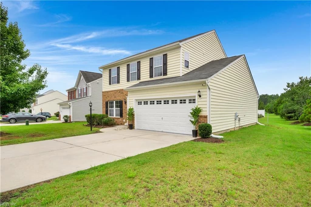 10868 White Dogwood DR, PROVIDENCEFORGE VA 23140 - Main photo