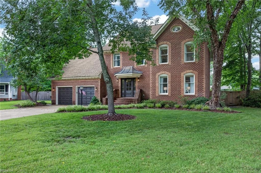 701 Aspen Forest CT, Chesapeake — 4 bed Residential, 3,077 sqft