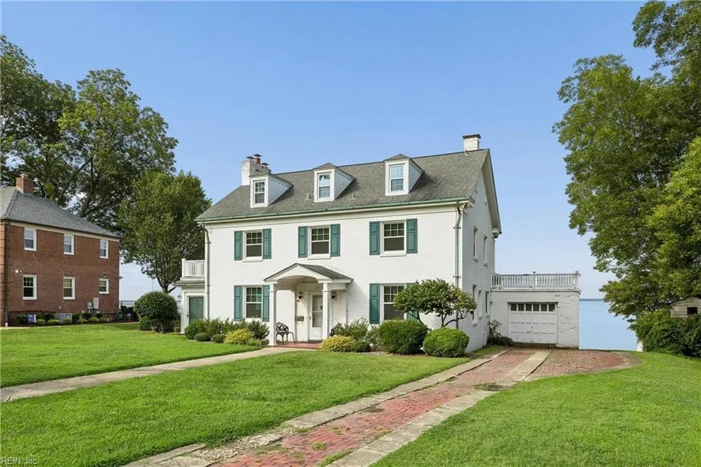 211 Hilton TER, NEWPORT NEWS VA 23601 - Photo 3