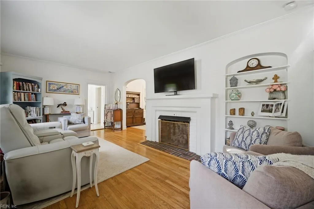 231 S Blake RD, NORFOLK VA 23505 - Photo 3