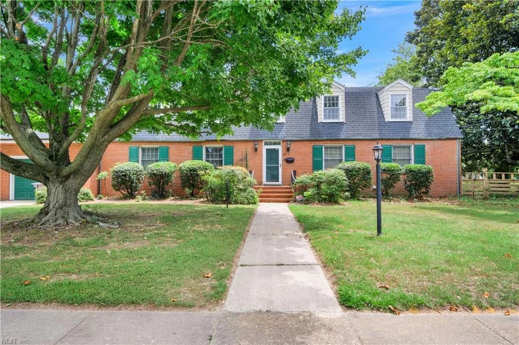 60 N Willard AVE, HAMPTON VA 23663 - Main photo