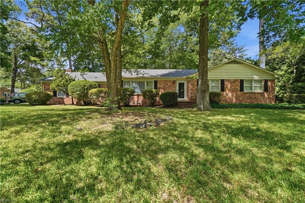533 Kings Grant RD, VIRGINIA BEACH VA 23452 - Main photo