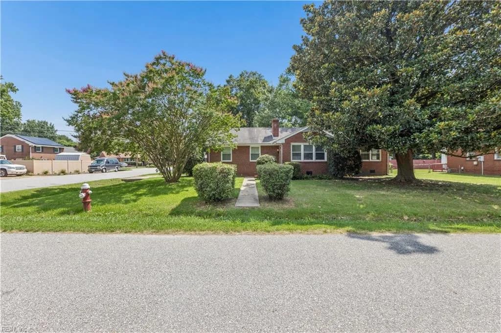 127 Westbrook DR, HAMPTON VA 23666 - Main photo