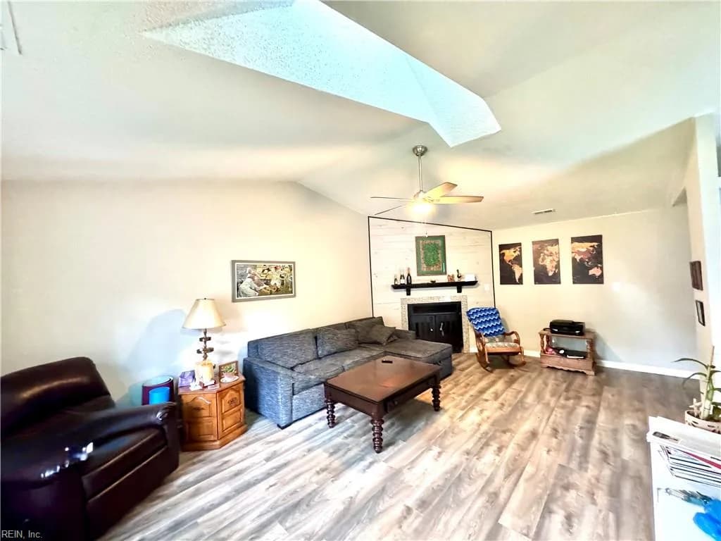 1408 Petrell CT, VIRGINIABEACH VA 23454 - Photo 3