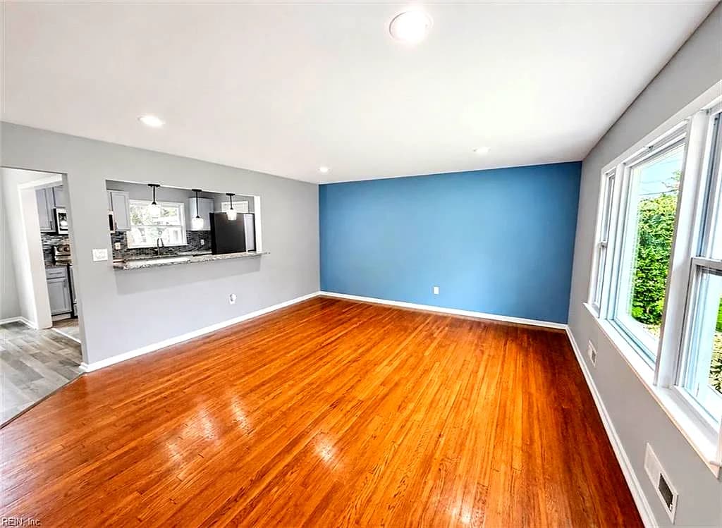 519 Beech DR, NEWPORTNEWS VA 23601 - Photo 5