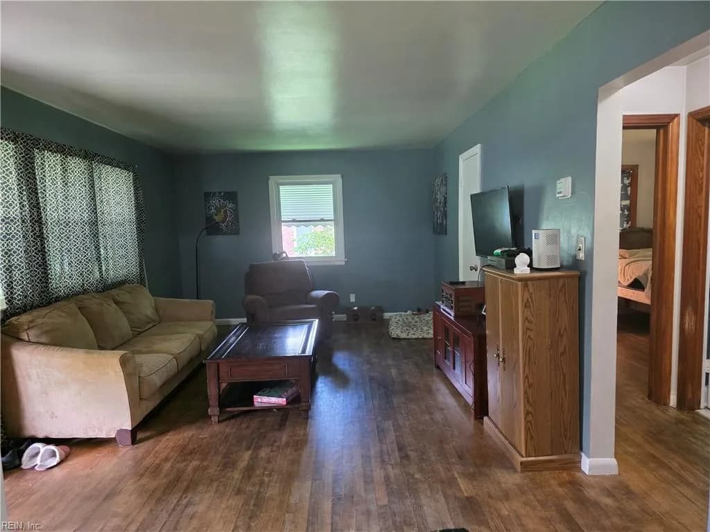 1230 Myrtle Ave AVE, CHESAPEAKE VA 23325 - Photo 3