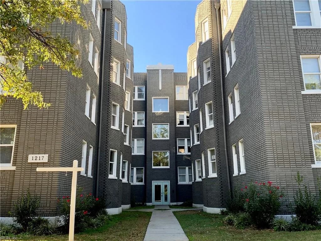 1217 Colonial AVE #C7, NORFOLK VA 23517 - Photo 3