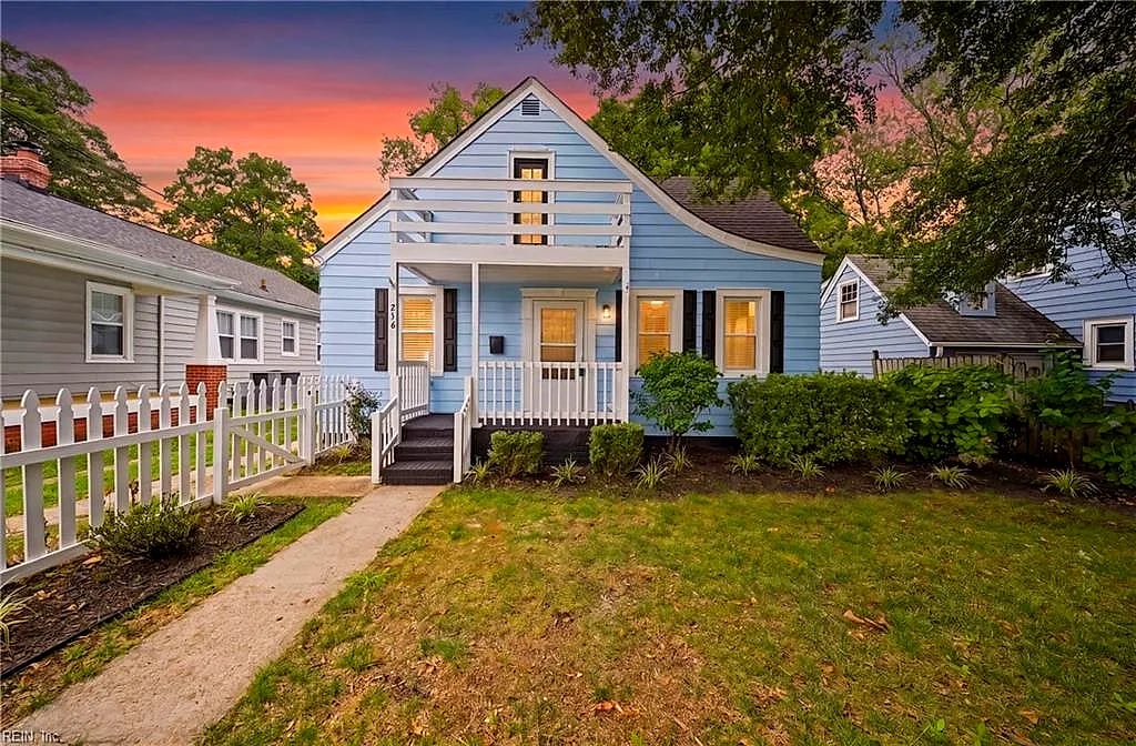 216 Manteo AVE, HAMPTON VA 23661