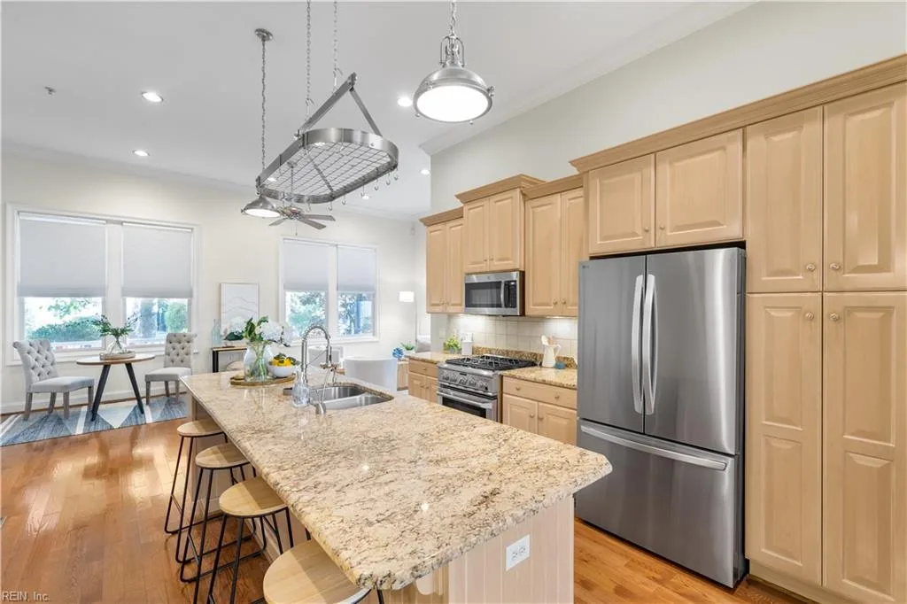4511 Pleasant AVE #A, NORFOLK VA 23518 - Photo 5