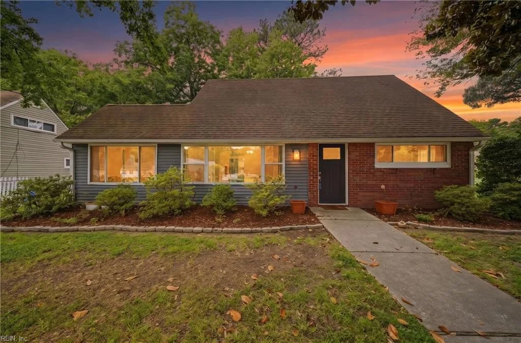 6109 Grimes CT, NORFOLK VA 23518 - Photo 2