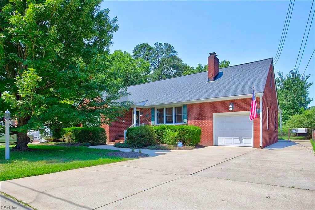407 Tareyton Ln LN, PORTSMOUTH VA 23701