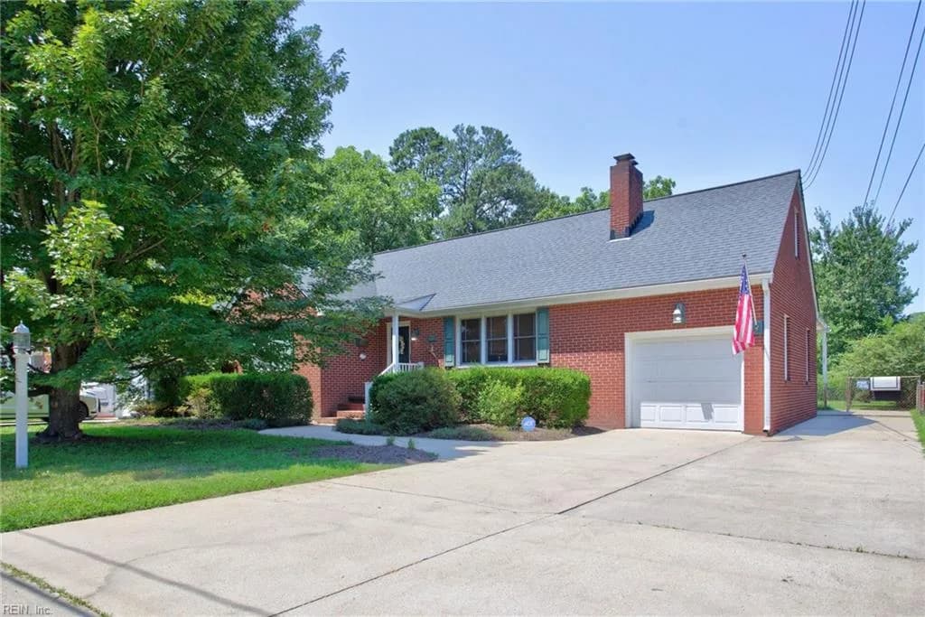 407 Tareyton Ln LN, PORTSMOUTH VA 23701 - Photo 2