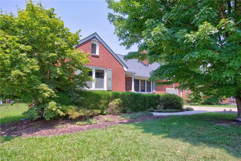 407 Tareyton Ln LN, PORTSMOUTH VA 23701 - Photo 3