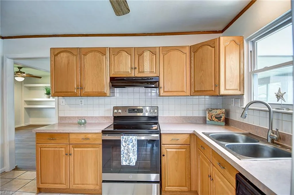 600 Sandy Springs LN, VIRGINIABEACH VA 23452 - Photo 5