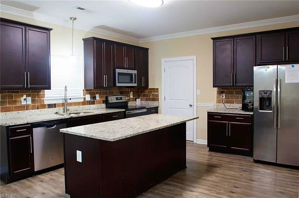 3329 Killian Ave AVE, PORTSMOUTH VA 23704 - Photo 5