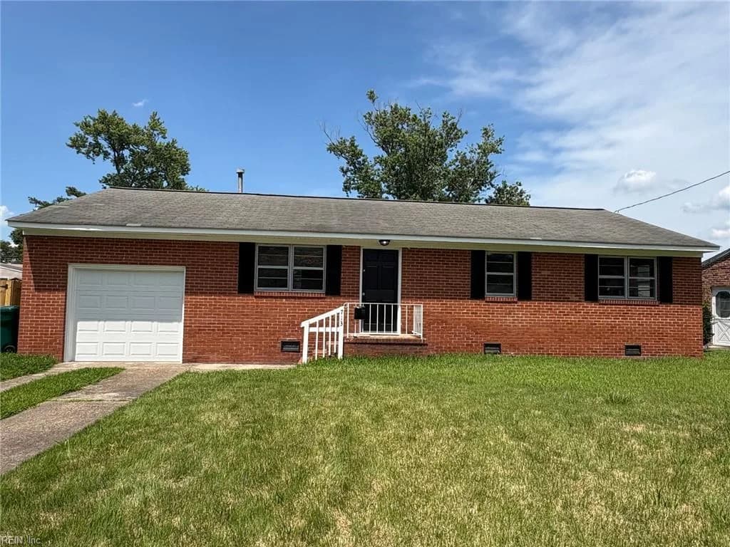 713 Willow DR, NEWPORTNEWS VA 23605 - Main photo