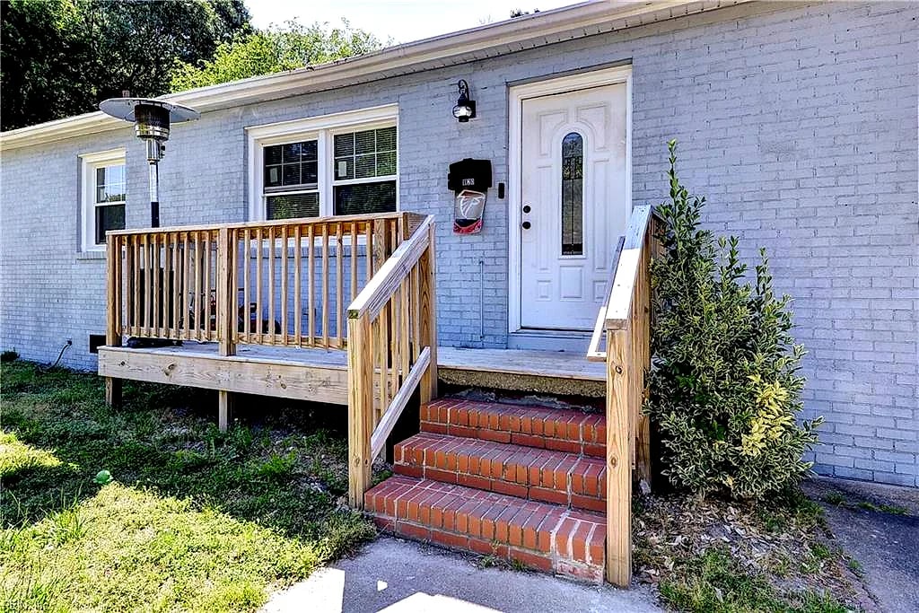 1120 78th ST, NEWPORT NEWS VA 23605