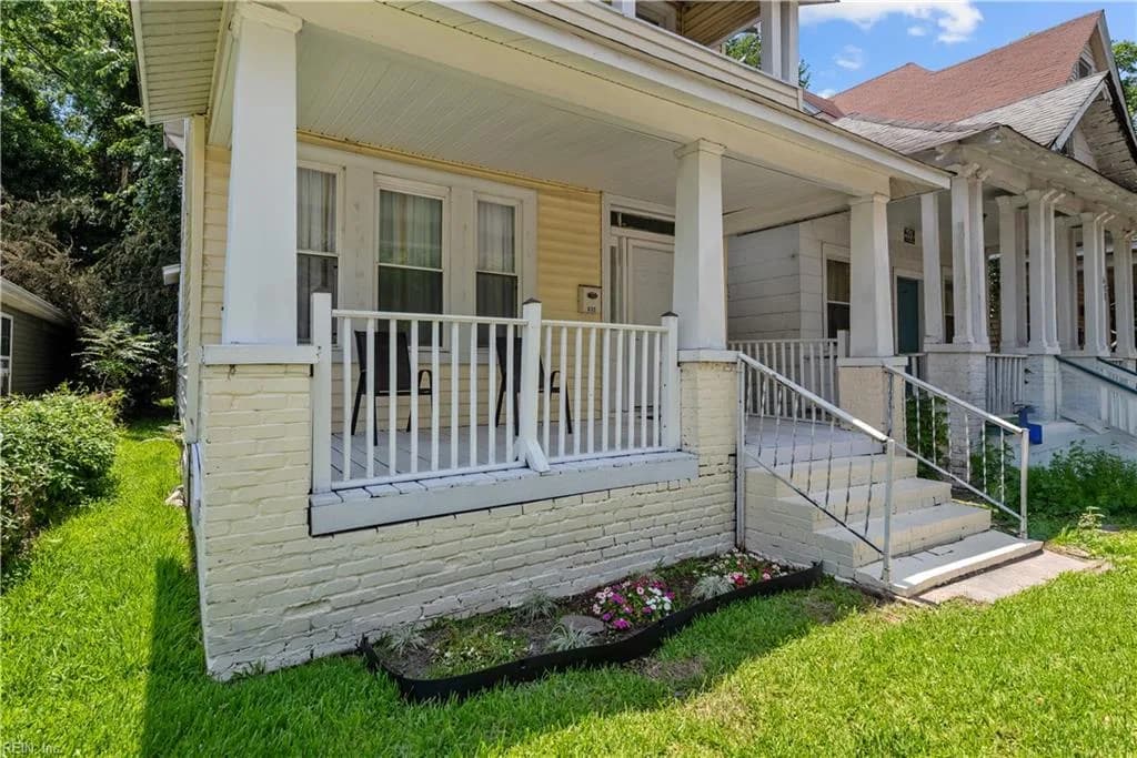 635 W 29th ST, NORFOLK VA 23508 - Photo 4