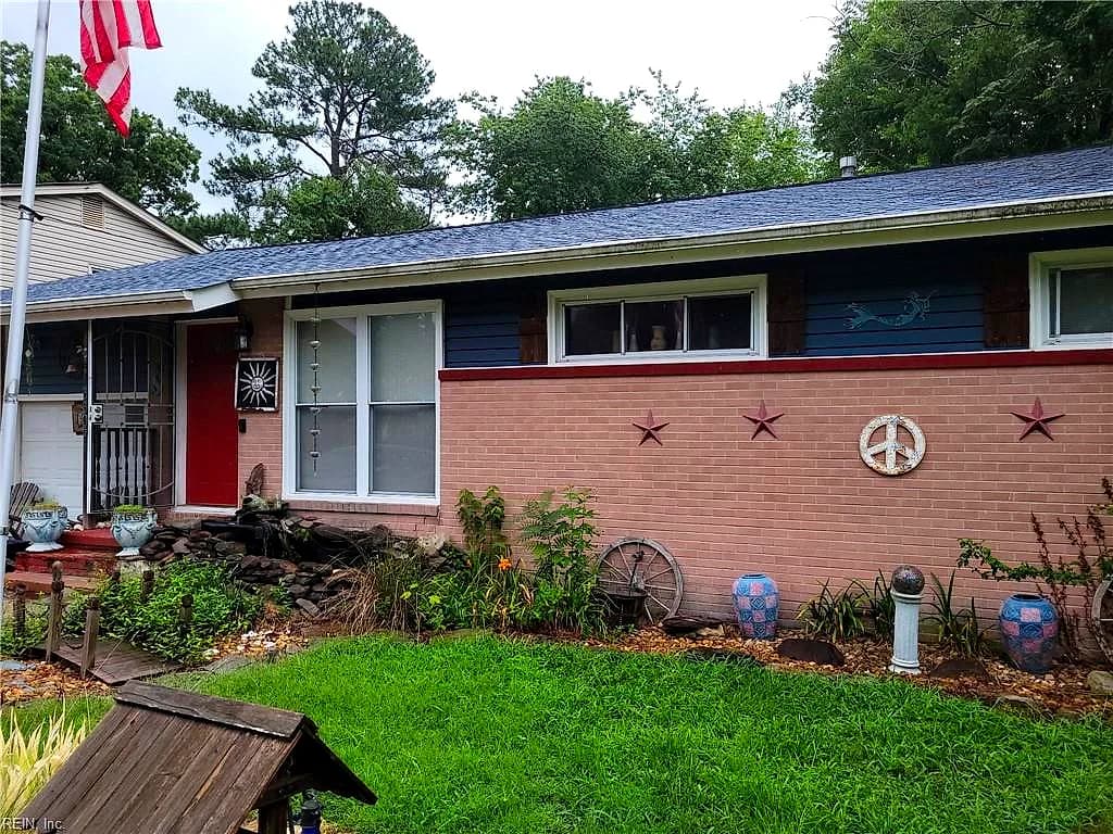 3307 W Weaver RD W, HAMPTON VA 23666 - Photo 4