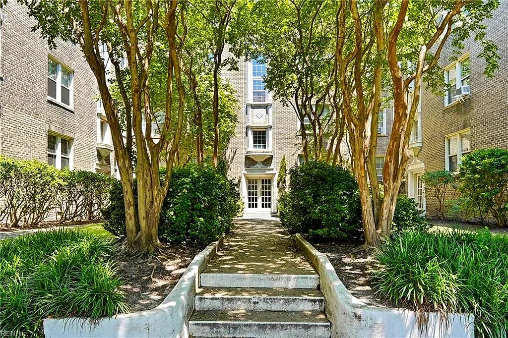 940 Gates AVE #2A, NORFOLK VA 23517 - Photo 4