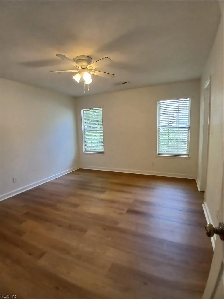 124 Mallard DR, SUFFOLK VA 23434 - Photo 5