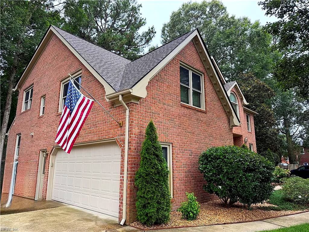 810 Hedgerow CT, CHESAPEAKE VA 23322 - Photo 4