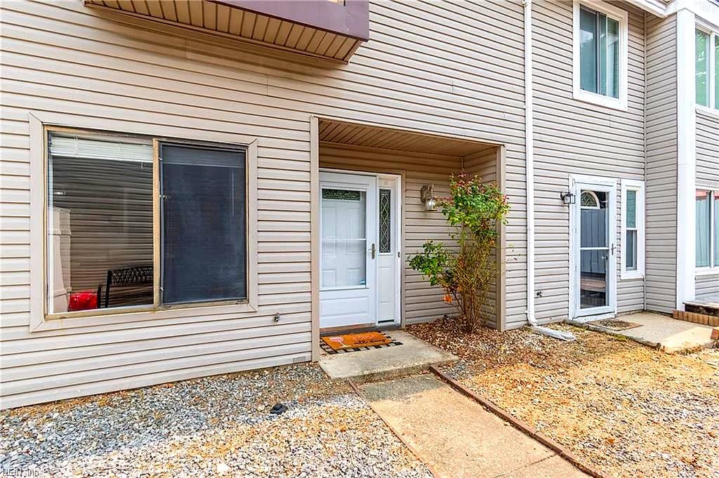 3496 Smokey Chamber DR, VIRGINIABEACH VA 23462 - Photo 3