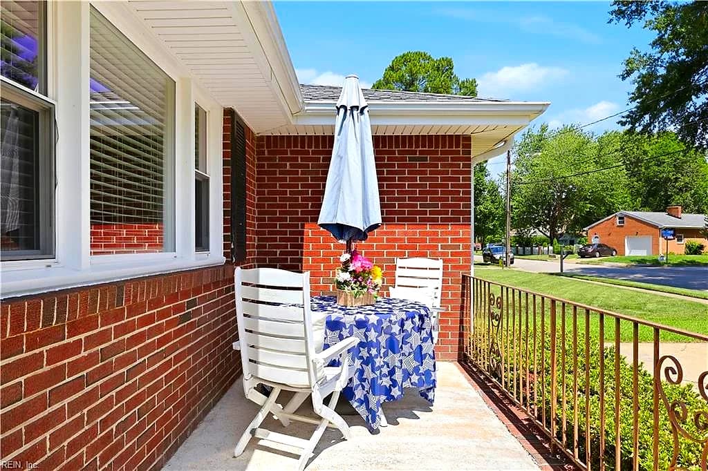 5945 McClure RD, NORFOLK VA 23502 - Photo 4
