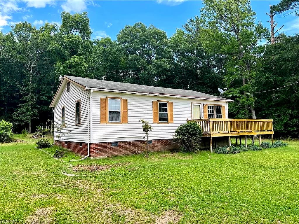 19011 Indian Town RD, CAPRON VA 23829 - Photo 3