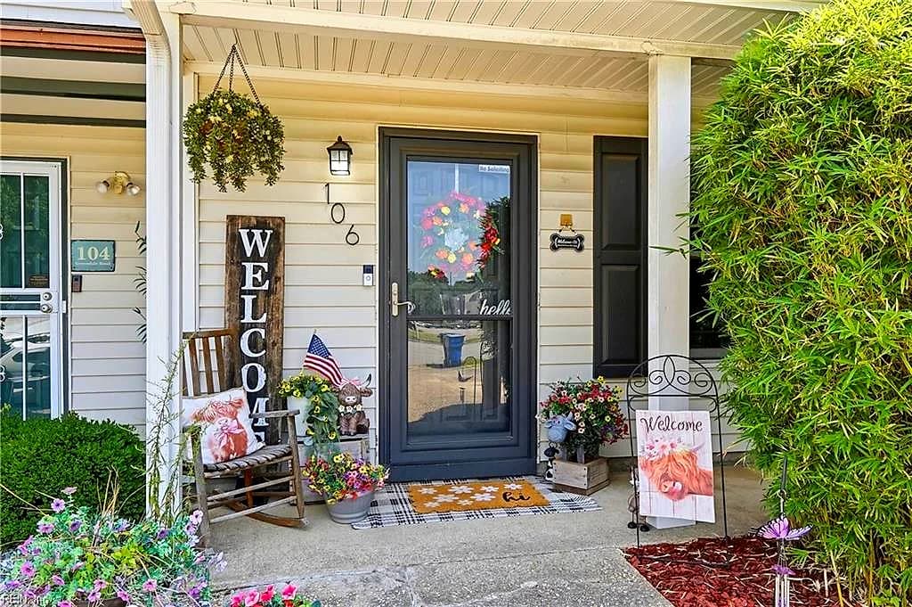 106 Greendale RD, VIRGINIA BEACH VA 23452 - Photo 2