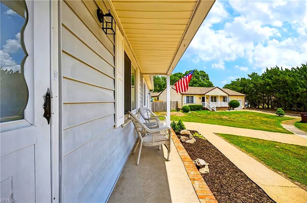 904 Levee CT, CHESAPEAKE VA 23323 - Photo 5