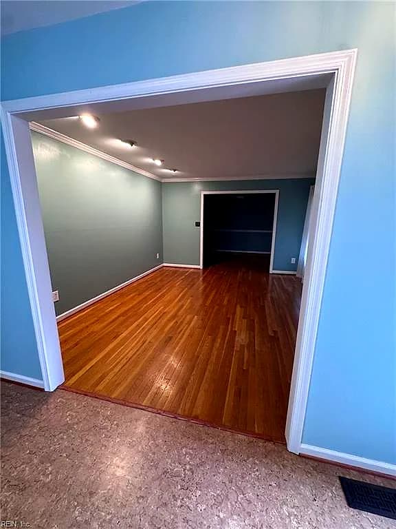 660 Village Green PW, NEWPORTNEWS VA 23602 - Photo 4
